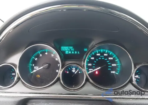 2016 Buick Enclave Premium z USA, uszkodzony, nr VIN 5GAKRCKD1GJ242317